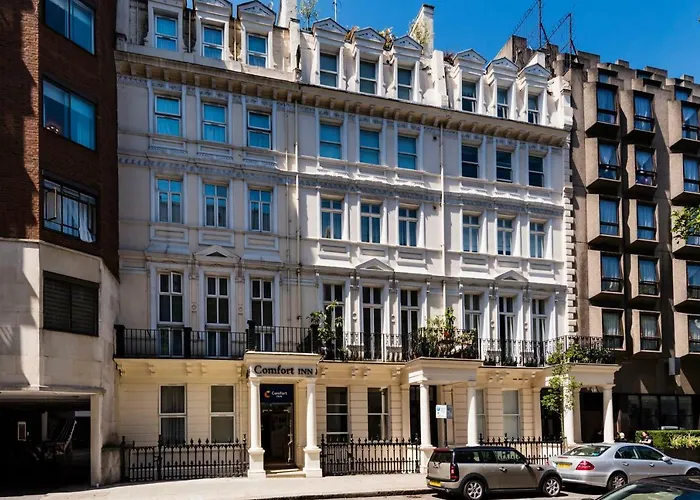 Stylish Hyde Park Apartment